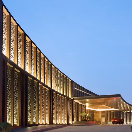 Hotel Santika Premiere Bandara Palembang Kültér fotó