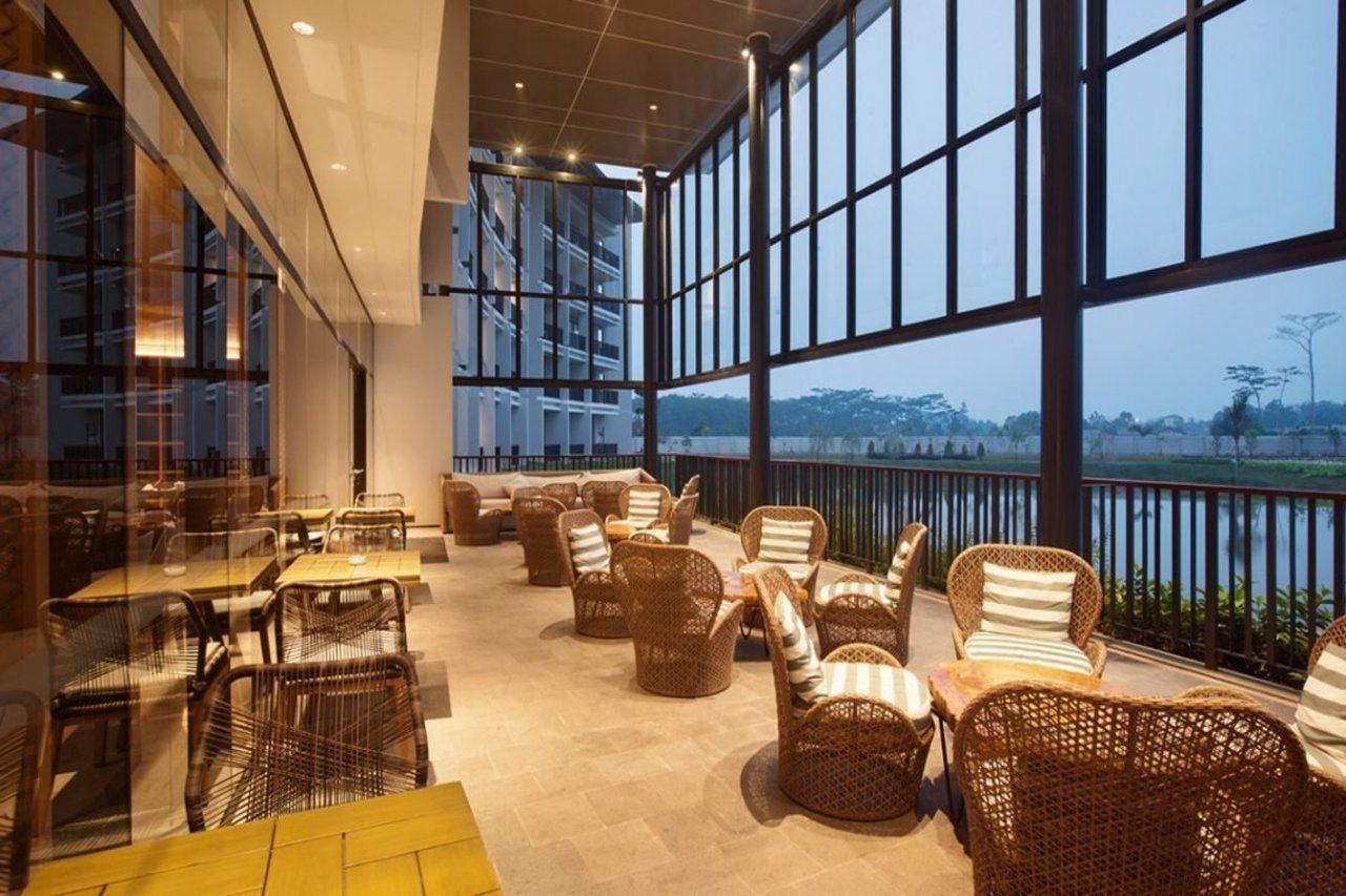 Hotel Santika Premiere Bandara Palembang Kültér fotó