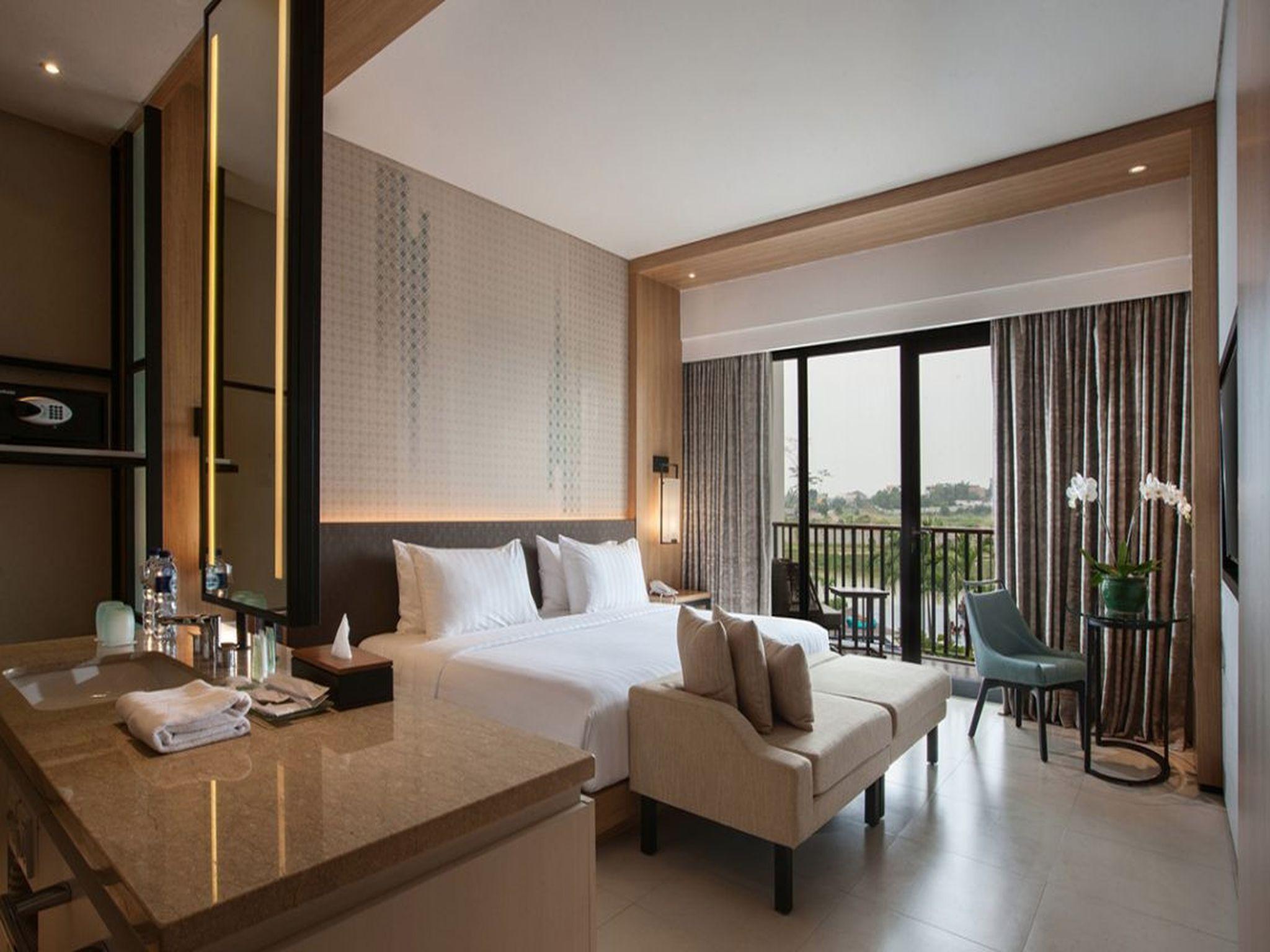 Hotel Santika Premiere Bandara Palembang Kültér fotó