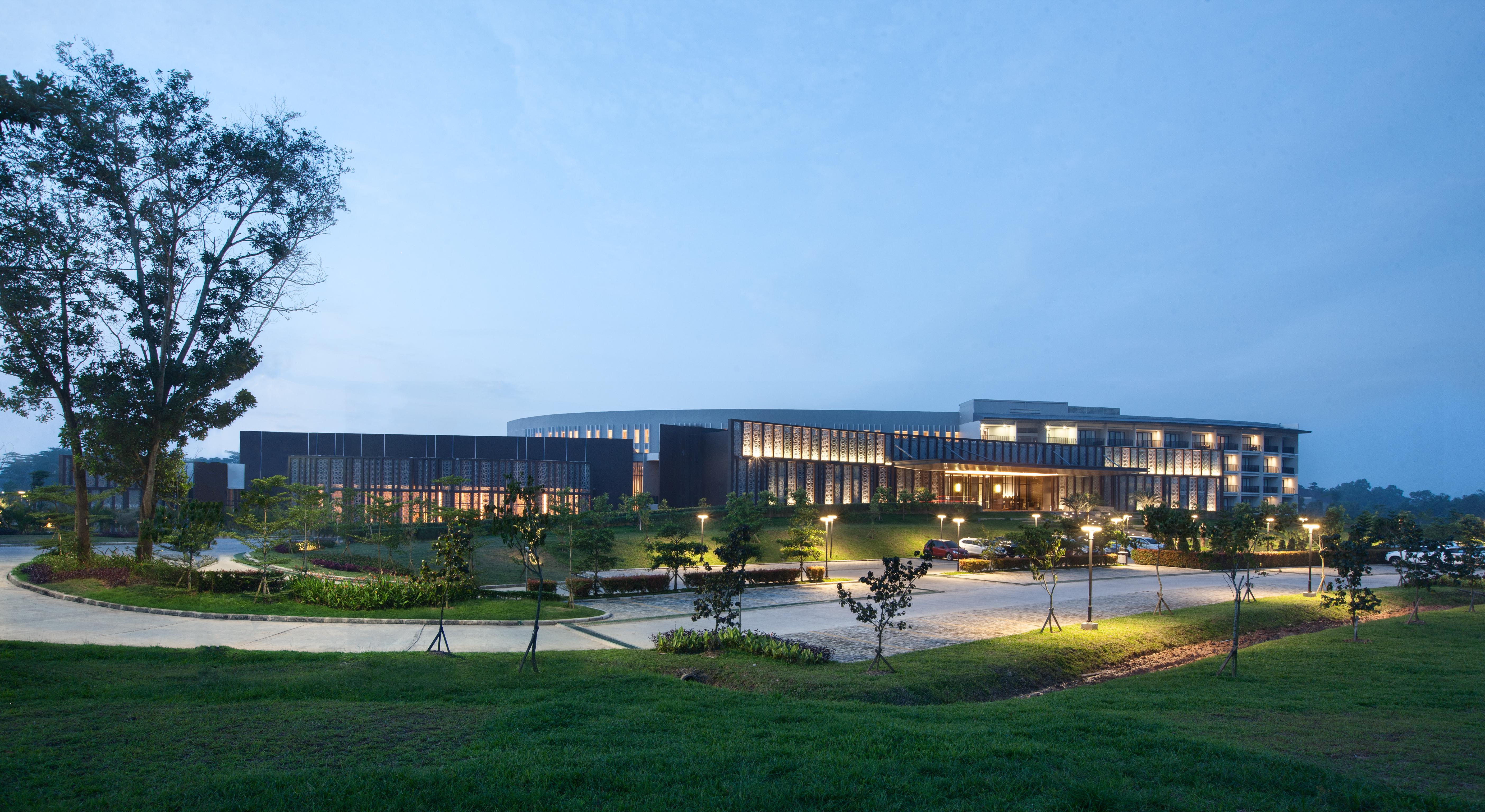 Hotel Santika Premiere Bandara Palembang Kültér fotó