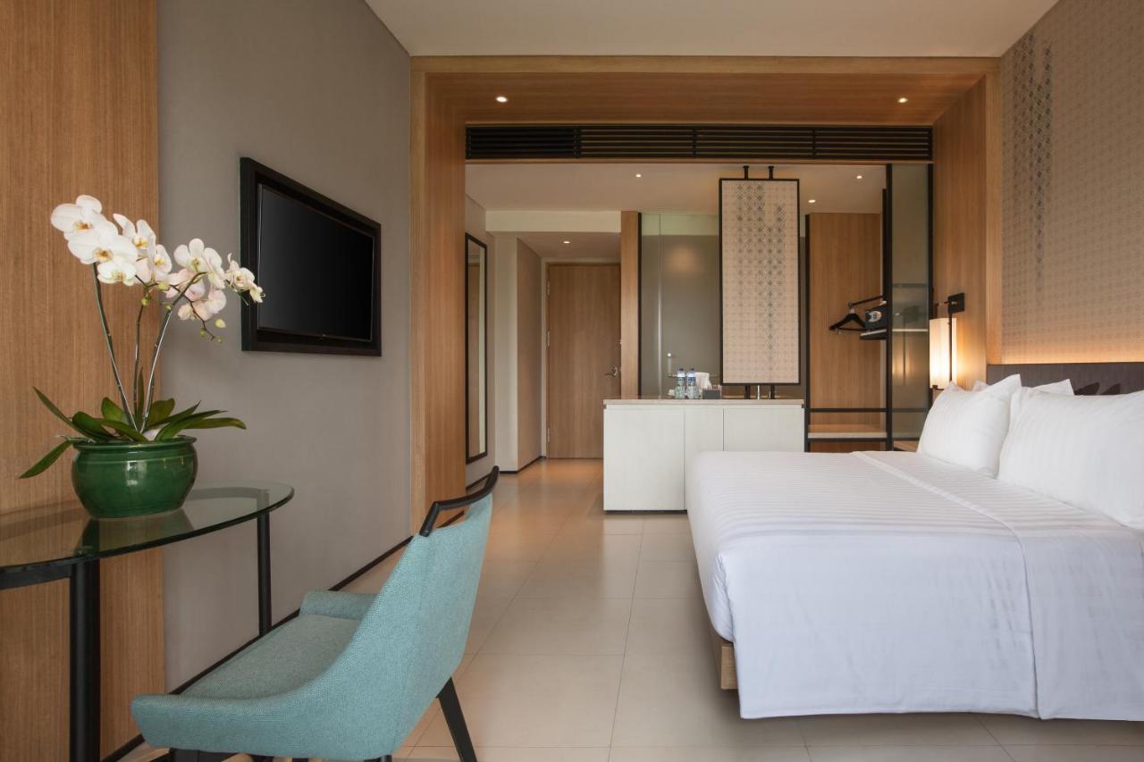 Hotel Santika Premiere Bandara Palembang Kültér fotó